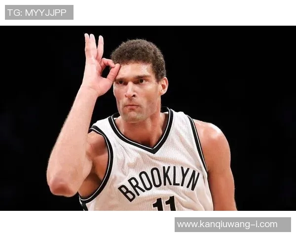 运动新闻布鲁克洛佩斯：从NBA巨星到篮球战术的多面手